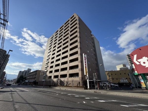 大津市大萱、マンションの画像です