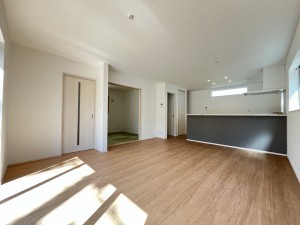 大津市御陵町、新築一戸建ての画像です