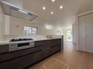 大津市御陵町、新築一戸建ての画像です