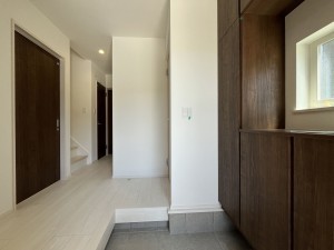 大津市御陵町、新築一戸建ての画像です