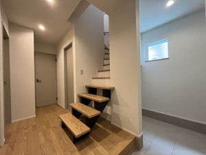 草津市平井、新築一戸建ての画像です