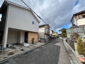 草津市平井、新築一戸建ての外観画像です