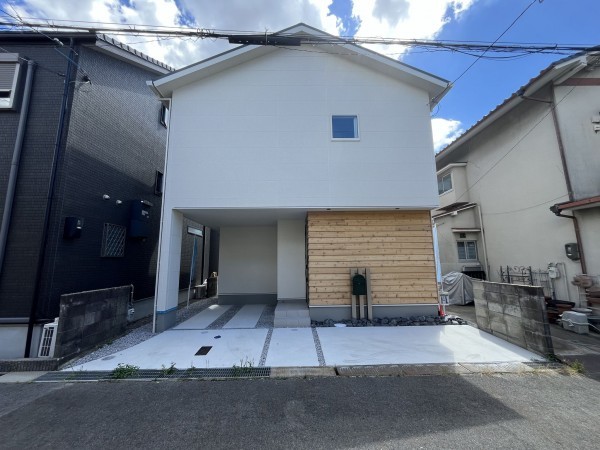 草津市平井、新築一戸建ての画像です