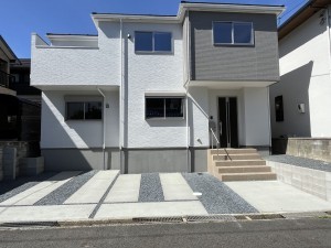 大津市桜野町、新築一戸建ての画像です
