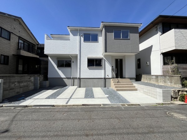 大津市桜野町、新築一戸建ての画像です