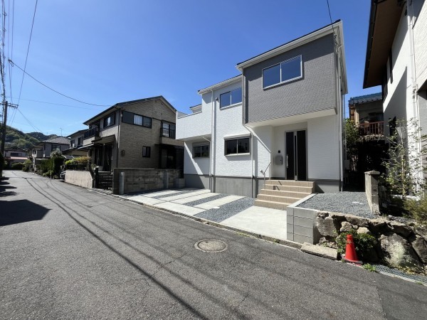 大津市桜野町、新築一戸建ての画像です