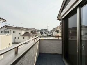 大津市月輪、新築一戸建てのバルコニー画像です