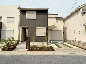 大津市月輪、新築一戸建ての外観画像です
