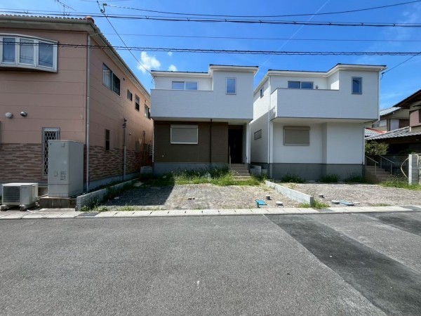 大津市桜野町、新築一戸建ての画像です