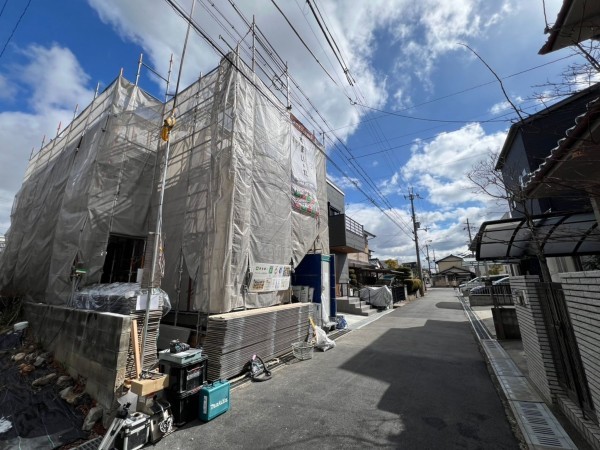 草津市平井、新築一戸建ての外観画像です
