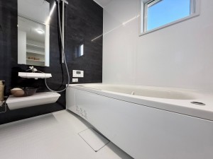 大津市見世、新築一戸建ての風呂画像です
