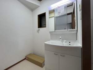 大津市御陵町、中古一戸建ての画像です