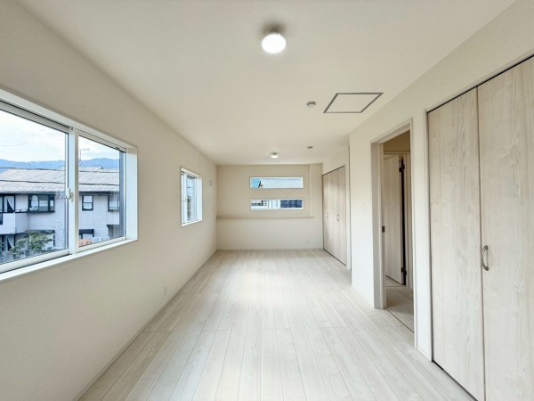 大津市木の岡町、新築一戸建ての子ども部屋画像です