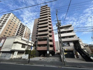 大津市栄町、マンションの画像です