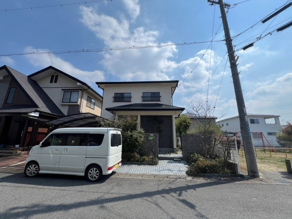 大津市堅田、中古一戸建ての外観画像です