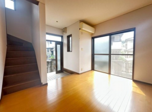 大津市国分、中古一戸建ての画像です