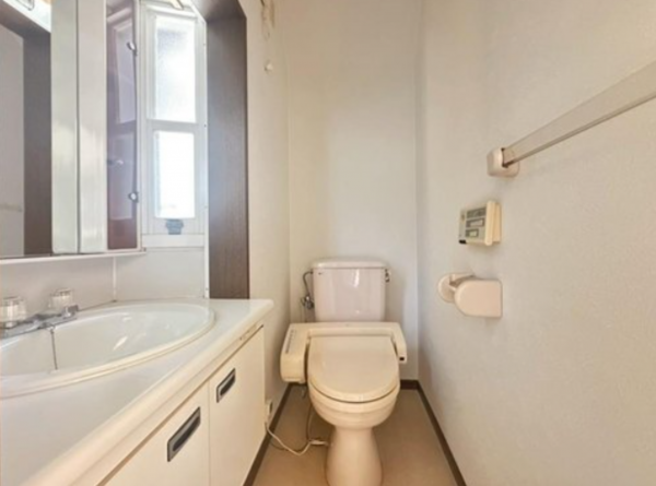 大津市国分、中古一戸建ての画像です