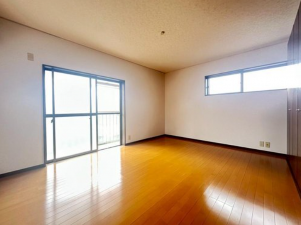 大津市国分、中古一戸建ての画像です