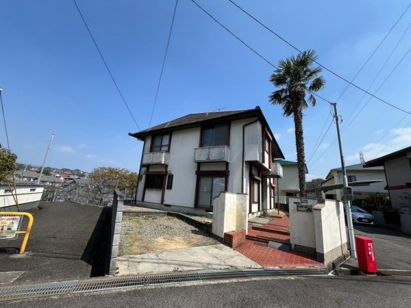 大津市日吉台、中古一戸建ての外観画像です