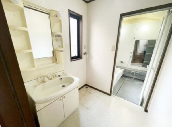 草津市追分、中古一戸建ての画像です