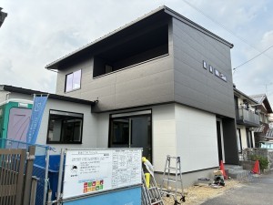草津市草津、新築一戸建ての画像です