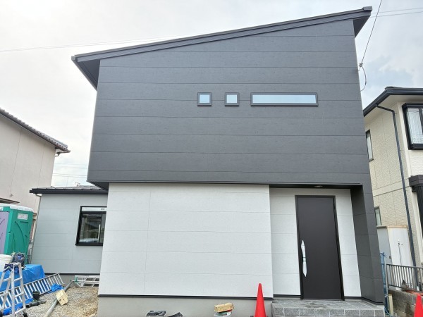 草津市草津、新築一戸建ての画像です