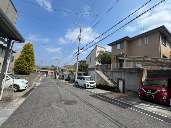 大津市仰木の里東、中古一戸建ての外観画像です