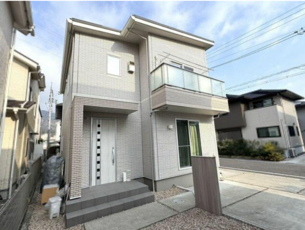 大津市下阪本、中古一戸建ての画像です