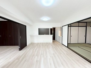 大津市仰木の里、マンションの画像です