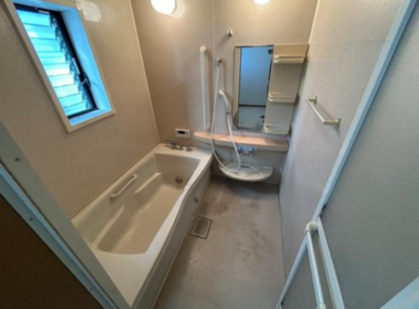 草津市東草津、中古一戸建ての画像です