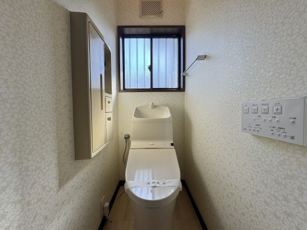 大津市一里山、中古一戸建てのトイレ画像です