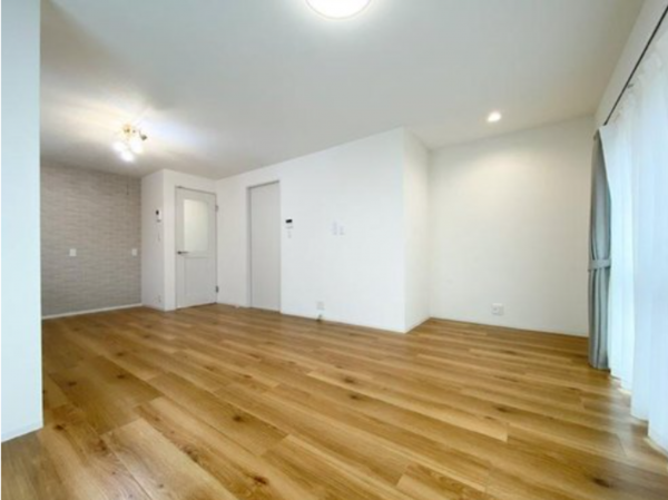 草津市平井、中古一戸建ての画像です