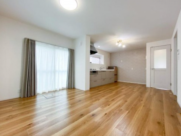 草津市平井、中古一戸建ての画像です