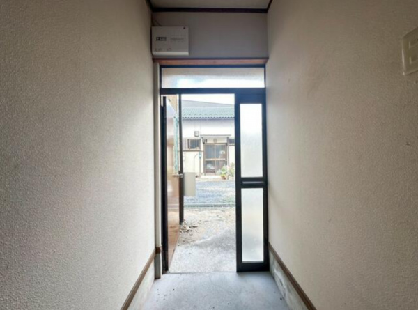 大津市国分、中古一戸建ての画像です