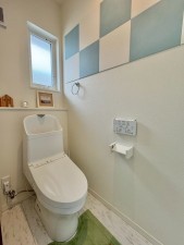 草津市南草津プリムタウン、中古一戸建てのトイレ画像です