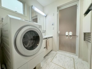 草津市南草津プリムタウン、中古一戸建ての洗面画像です