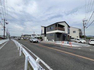 草津市新浜町、新築一戸建ての画像です