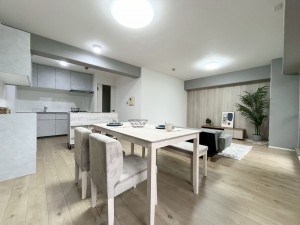 大津市湖城が丘、マンションの画像です