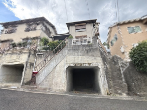 大津市田辺町、収益物件/住宅の画像です