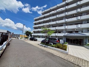 大津市竜が丘、マンションの画像です