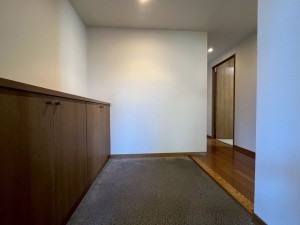 大津市茶が崎、マンションの画像です