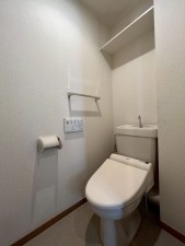 大津市茶が崎、マンションの画像です