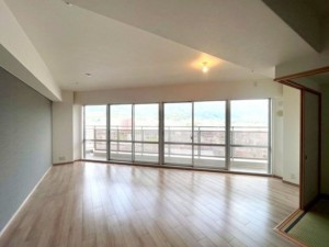 大津市皇子が丘、マンションの画像です