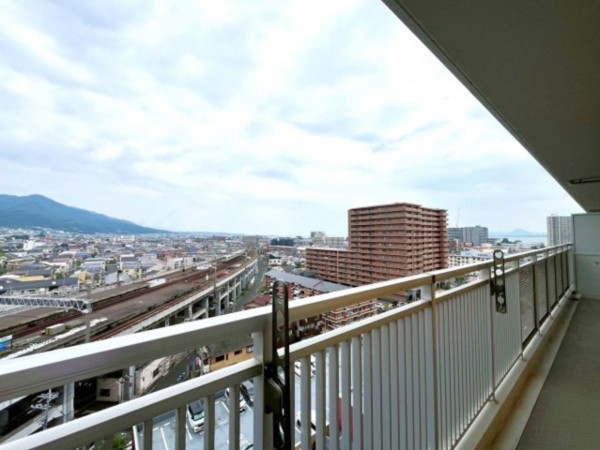 大津市皇子が丘、マンションの画像です