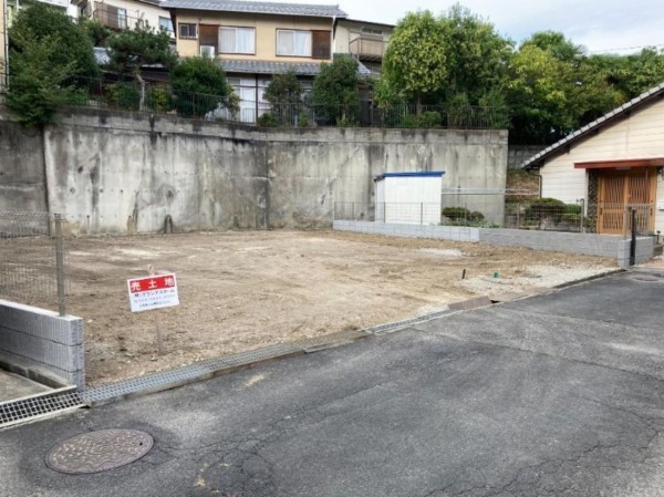 大津市湖城が丘、土地の画像です