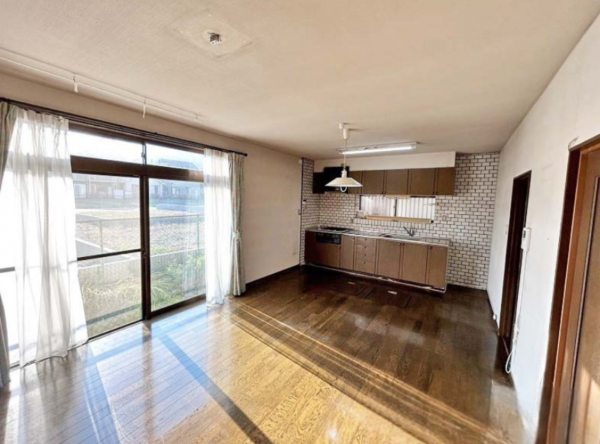 大津市南志賀、中古一戸建ての画像です