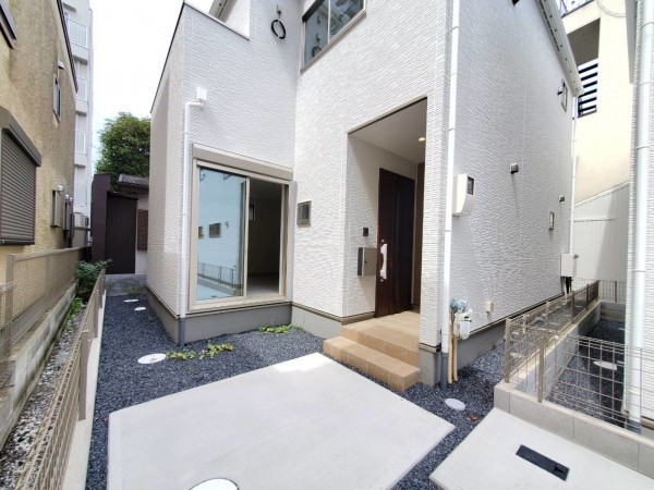 大津市中央、新築一戸建ての画像です