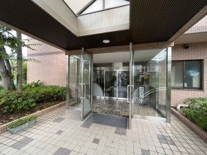 大津市柳川、マンションの画像です