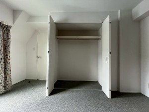 大津市桜野町、マンションの画像です
