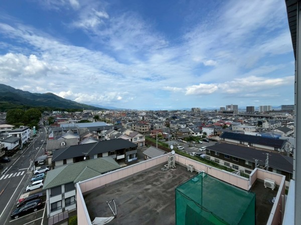 大津市桜野町、マンションの画像です